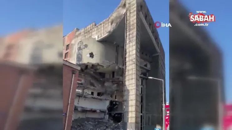 Dev binanın yıkılma anı kamerada | Video