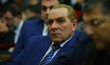 Atatürk’e benzeyen adam gözaltına alındı ve serbest bırakıldı