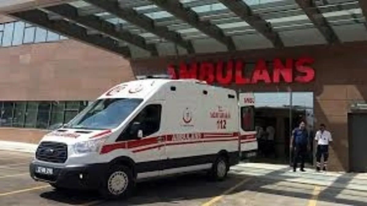 Mobilya bakmaya gitmişlerdi: 3 yaşındaki Furkan yüksekten düşüp öldü Mobilya bakmaya gitmişlerdi: 3 yaşındaki Furkan yüksekten düşüp öldü