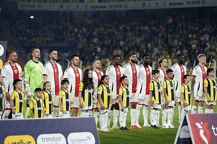 Son dakika haberi: Fenerbahçe ile Samsunspor aynı kaderi paylaştı! Mourinho’dan şampiyonluk sorusuna flaş yanıt…