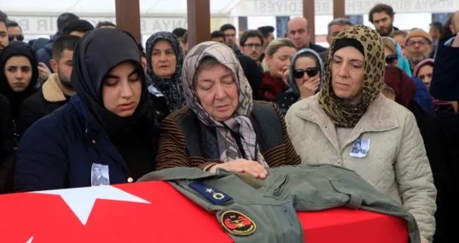 Pilot Melike Kuvvet son yolculuğuna uğurlandı