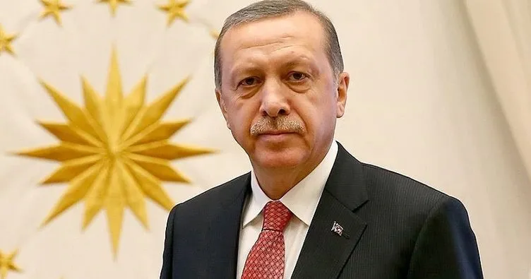 Cumhurbaşkanı Erdoğan, cuma namazını Pakistan Cumhurbaşkanlığı mescidinde kıldı