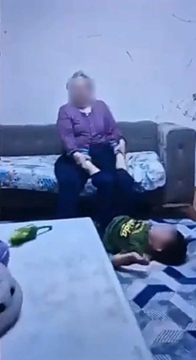 Bu nasıl babaanne! Görüntüler ortaya çıktı: Torununa yaptıkları kan dondurdu!