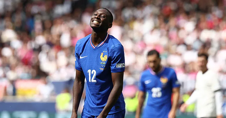 Kolo Muani’den transfer açıklaması! Adı Fenerbahçe ve Galatasaray ile anılıyordu...