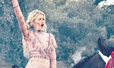 Türk geleneklerini koruyoruz