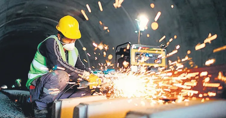 Yeniden büyümeye odaklanmalıyız