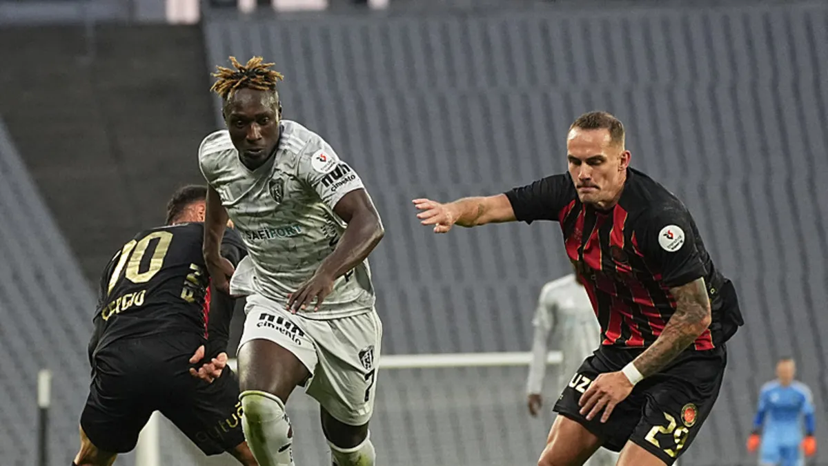 Daniel Agyei: Yılı galibiyetle kapatmak güzeldi! Daniel Agyei: Yılı galibiyetle kapatmak güzeldi!