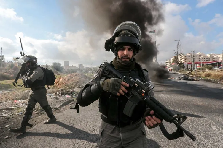 ABD’yi arkasına alan katil İsrail yeni katliamlara bahane arıyor