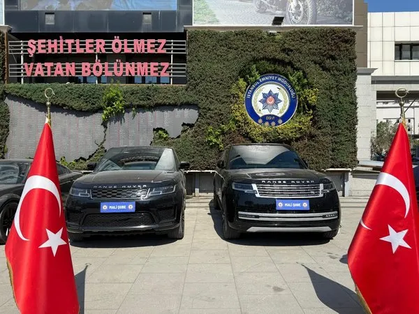 İstanbul’da şok operasyon: 50 milyarlık kara para trafiği deşifre oldu! Çakarlı araçlarla lüks paylaşımlar