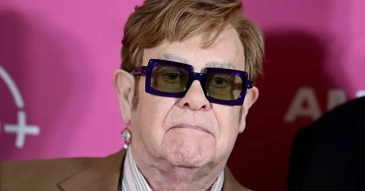 Elton John görme yetisini kaybetti