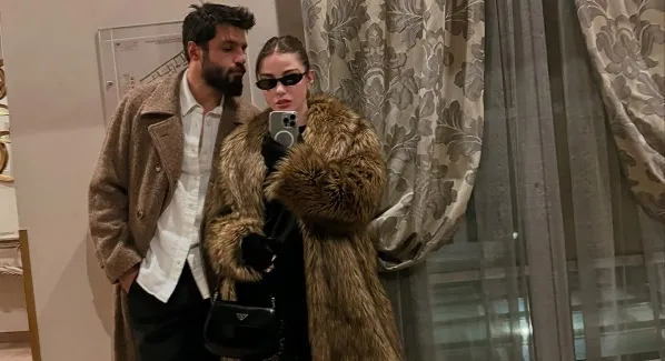 Yıllar geçiyor onların aşkları bitmiyor! Özge Gürel’e Serkan Çayoğlu’ndan sürpriz kutlama: Bakın aşkını bir kez daha nasıl ilan etti...