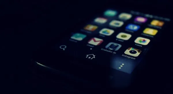 Çin'de üretilen o telefonlara fabrikada virüs bulaşıyor