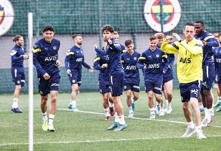 Son dakika Fenerbahçe transfer haberleri: Fenerbahçe’de Mesut Özil sonrası 7 isme daha şok! Kendinize takım bulun