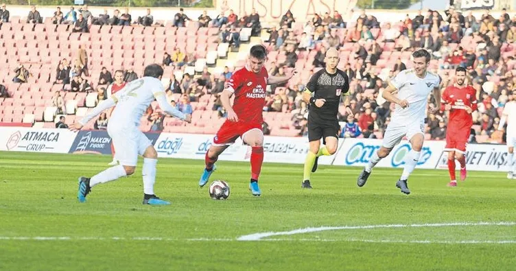 Akhisarspor zirve yarışında yara aldı