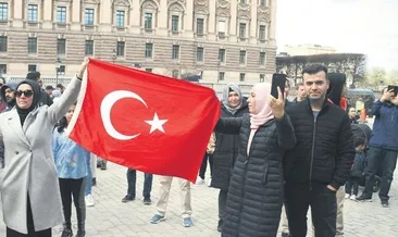 Alçak eylem İsveç’te protesto edildi
