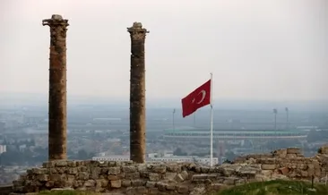 Urfa Kalesi gün yüzüne çıkarılıyor