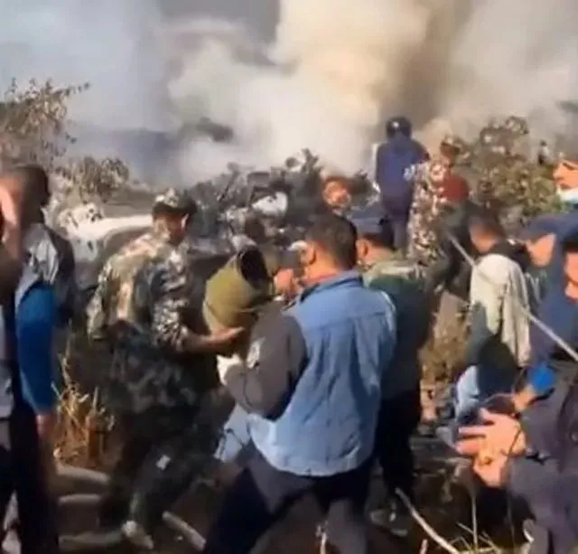 SON DAKİKA: Nepal’de düşen uçağın görüntüsü ortaya çıktı! Çok sayıda ölü var!
