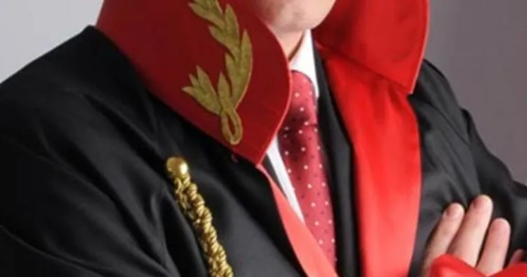 Cumhuriyet Savcısı’ndan rehber kitap!