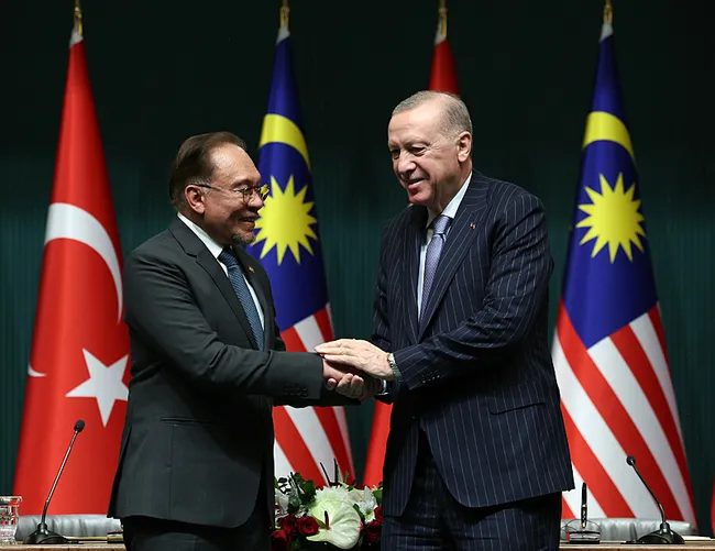 Malezya Başbakanı İbrahim'den Başkan Erdoğan'a övgü dolu sözler: