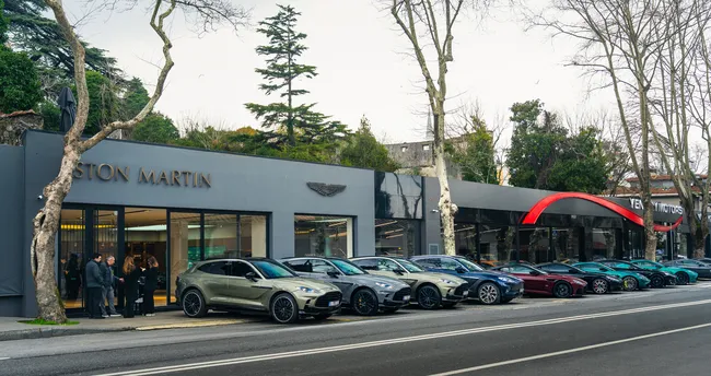 İstanbul Yollarında Aston Martin İmzası