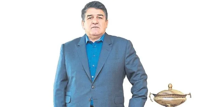 el attigi her iste hizla yukseliyor