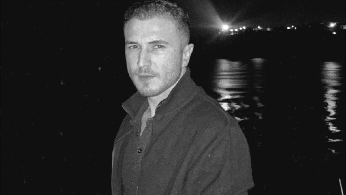 Kardeşini öldürüp kaçan adam kendini vurdu Kardeşini öldürüp kaçan adam kendini vurdu