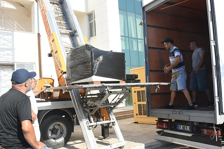 CHP’li Döşemealtı Belediyesi’ne haciz şoku! 100 milyon borç nediyle icralık oldu