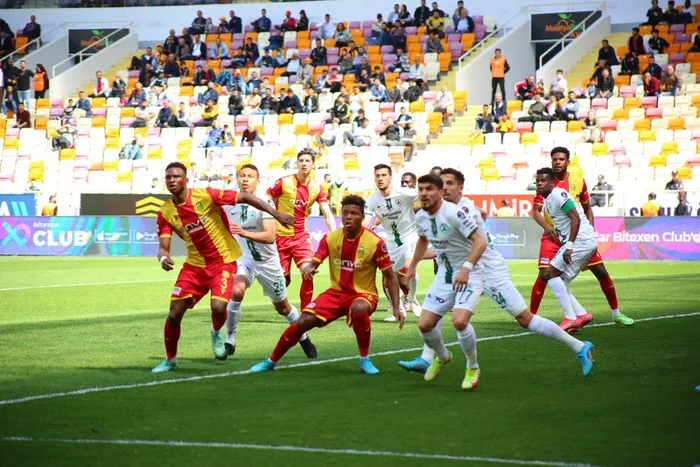 super-ligde-yeni-malatyasporun-konugu-giresunspor-malatyanin-kader-maci-canli-1649593027850.jpg
