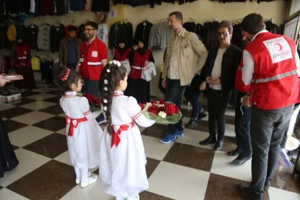 Afrin’e giden ünlü radyocu ‘Afrikalı Ali’ izlenimlerini GÜNAYDIN için yazdı