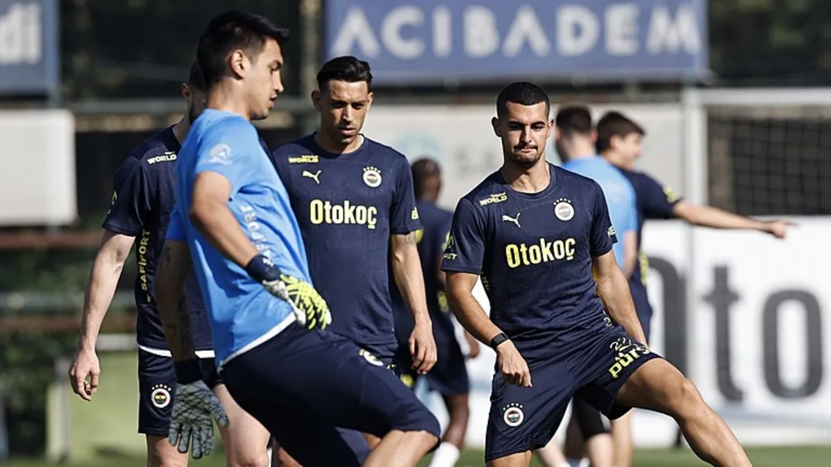 Fenerbahçe’de Konyaspor mesaisi başladı – Son Dakika Spor Haberleri Fenerbahçe’de Konyaspor mesaisi başladı – Son Dakika Spor Haberleri