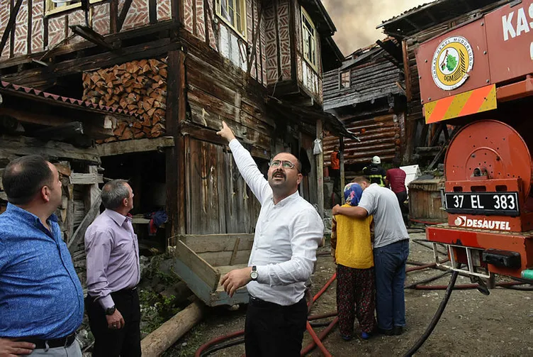 SON DAKİKA: Kastamonu'da bir köy alevlere teslim oldu