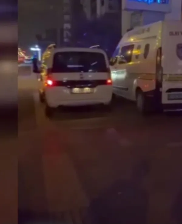 silahli-saldiri-26-yasindaki-ozhani-hayattan-kopardi-seken-kursunlardan-biride-yolcu-minibusune-isabet-etti-1786362378848.jpg