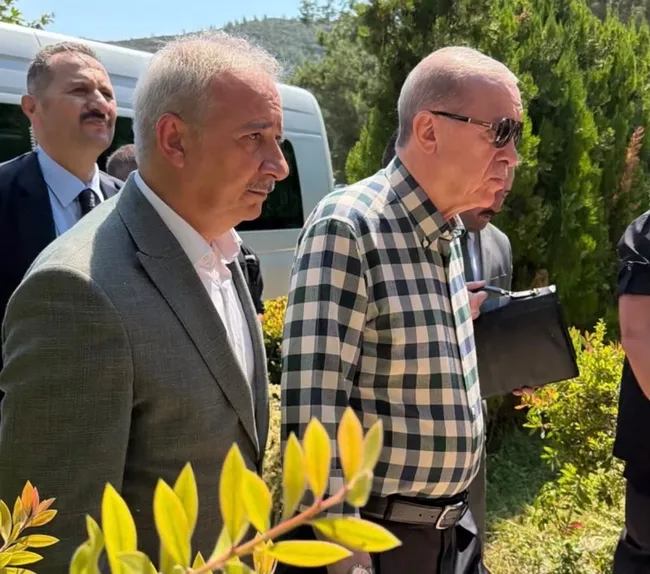Başkan Erdoğan Muğla'da vatandaşlarla buluştu! Marmaris Belediye Başkanı Acar Ünlü ile dikkat çeken diyalog