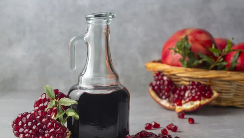 Narın lezzetini soslarınıza taşıyın! Tadına doyamayacağınız o nar ekşisi tarifi...