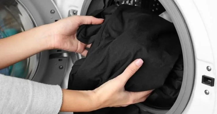 Siyahlar Kaç Derecede Yıkanır? Siyah Kıyafetler Çamaşır Makinesinde Kaç Derecede, Hangi Programda Ve Nasıl Yıkanır?