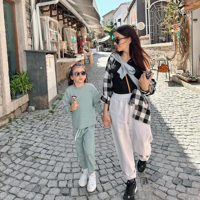 Ayşenur Parlak kimdir? Eşi Savaş Parlak acı haberi paylaştı! Ayşenur Parlak hastalığı neydi, neden öldü?