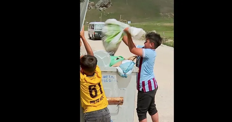 Bakan Kurum’dan yayladaki çöpleri toplayan iki kardeşe teşekkür