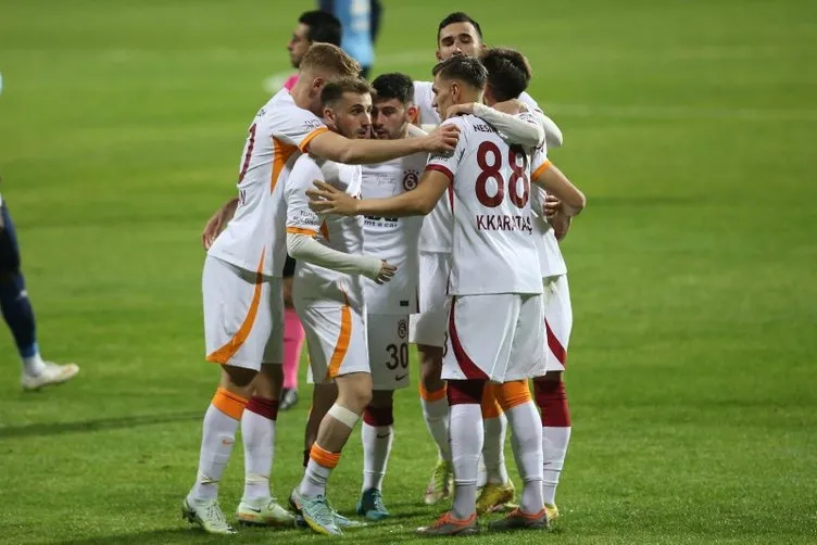 Son dakika haberi: Galatasaray’da bomba transfer gelişmesi! Kiralık olarak gelip taraftarın sevgilisi olmuştu...