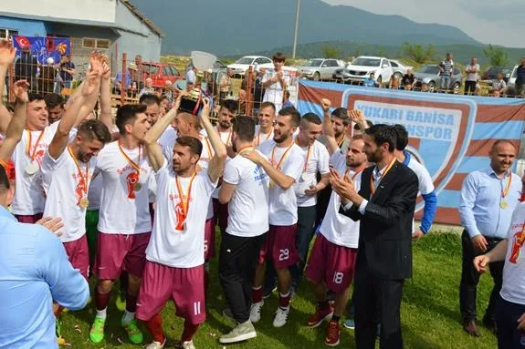 Makedonya’da Erdoğan aşkı