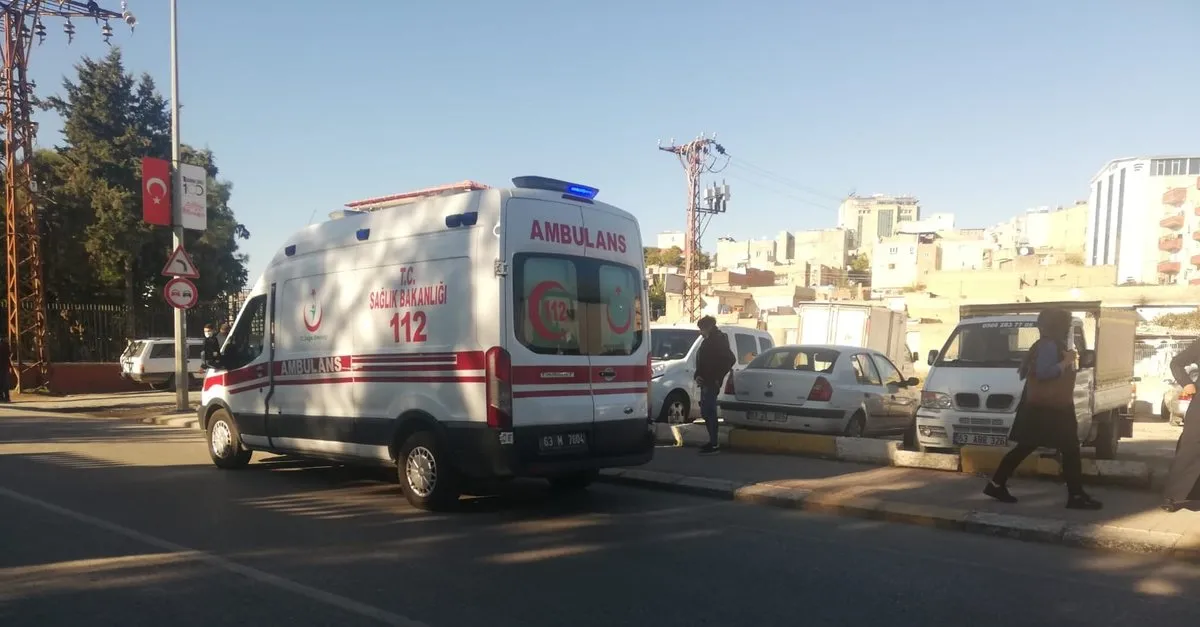Şanlıurfa'da 18 yaşındaki genç bıçaklandı
