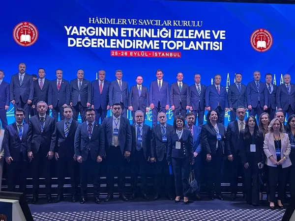 bakan-gurlek-yargidaki-gecikmelere-mudahale-edecegiz-1790327366362.jpg