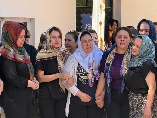 irmak-ayse-koparan-son-yolculuguna-ugurlandi-1781177133757.jpg