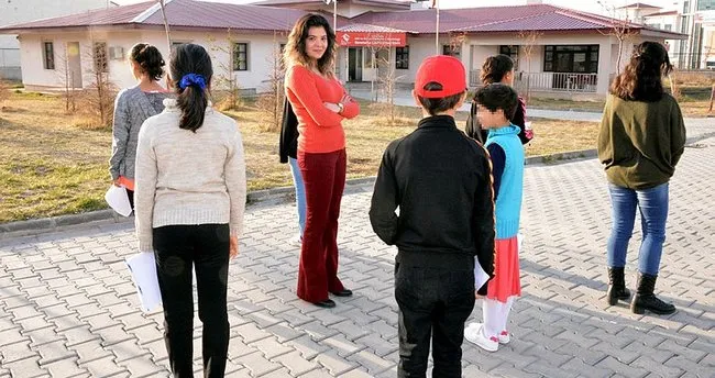 Yuvada Yetisti Ogretmen Olup Kendini Yuva Cocuklarina Adadi Marmara Haberleri