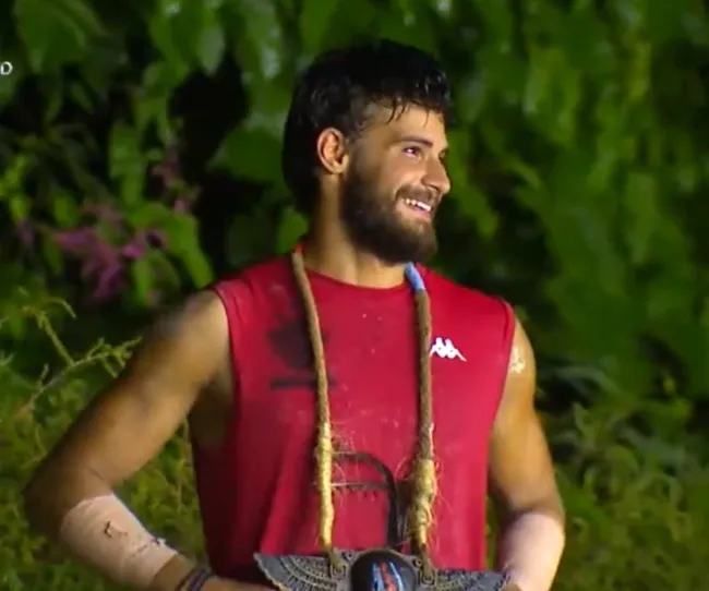 survivor-kim-elendi-kim-gitti-survivor-2022de-bireysel-dokunulmazligi-kim-kazandi-1655410516657.jpg