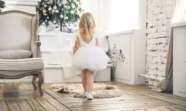 Çocukları ‘küçük kadın’ gibi giydırmeyin!