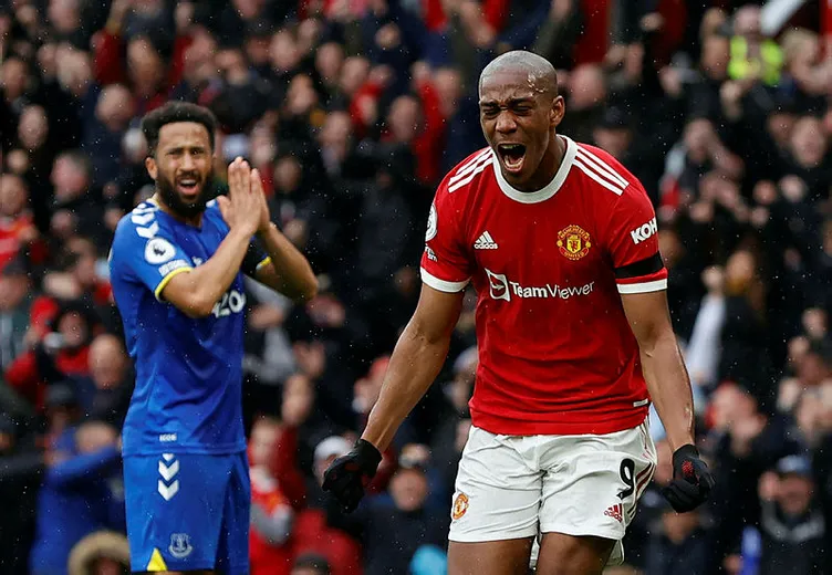 Son dakika: Dünya yıldızları devre arasında yeni takımlarına imzayı atıyor! İşte transfer piyasasını sallayacak 10 transfer…