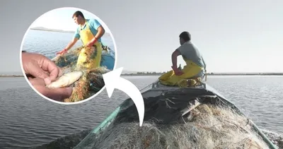 Göle ava çıktılar! Ancak ağlarına balık yerine takılan şey şaşırttı