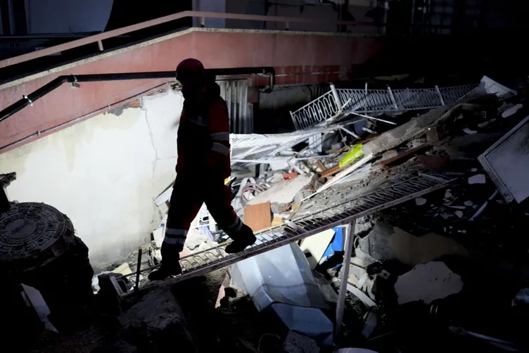 SON DAKİKA DEPREM | Washington Post'tan çarpıcı analiz: Kahramanmaraş depremi ABD'de olsa köprüleri yıkardı