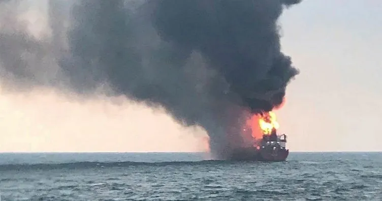 Kerç Boğazı’nda yanan gemiler 1 ay sonra söndürülebildi