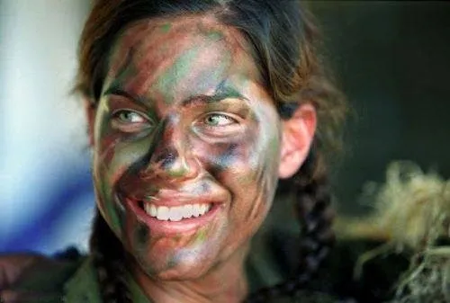 İsrail Ordusunun Kadın Askerleri